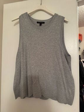 Banana Republic Gray Scallop-Hem Sleeveless Tank
